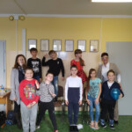 Dzieci; grupowe zdjęcie